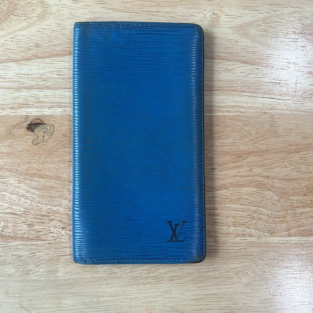 Louis Vuitton Vintage Checkbook Cover Epi Leather Blue - Picture 2 of 16